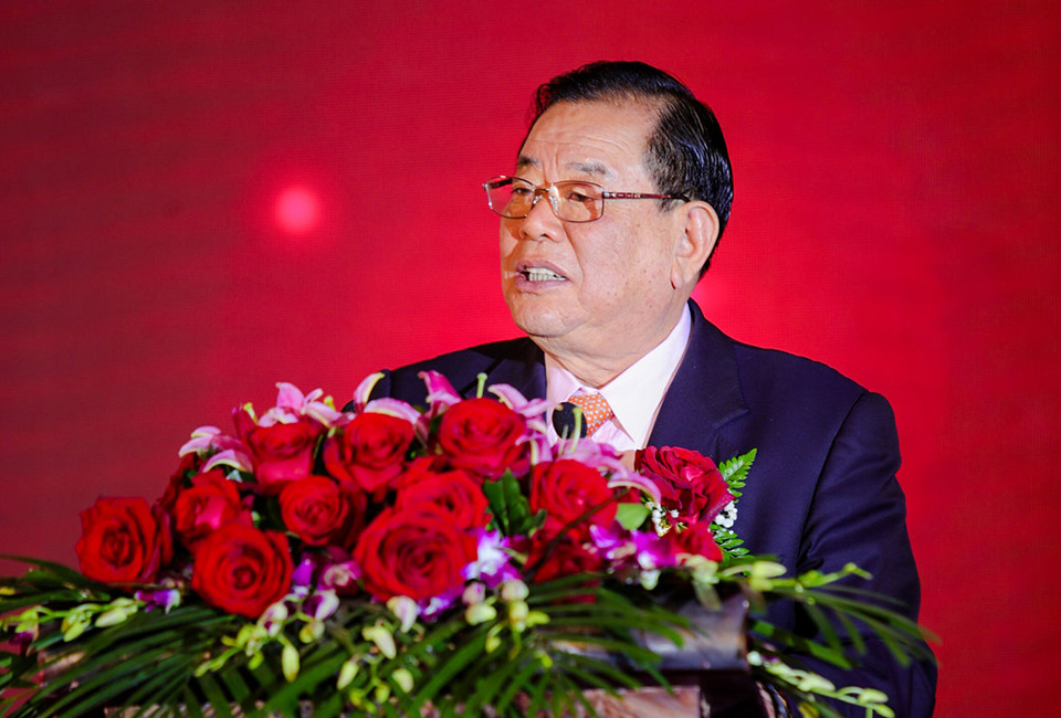 德業(yè)人將用心堅守使命,<br>為實現(xiàn)夢想不懼櫛風(fēng)沐雨、砥礪前行。